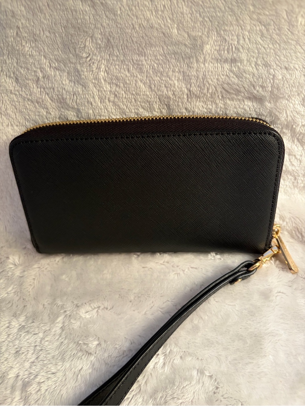 Michael Kors Black and Gold Zip-Around Wristlet Wallet - Picture 10 of 11